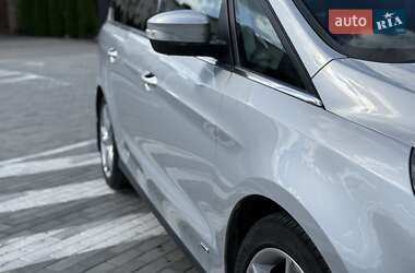 Минивэн Ford Galaxy 2019 в 