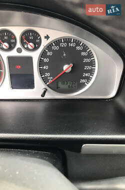 Минивэн Ford Galaxy 2004 в 