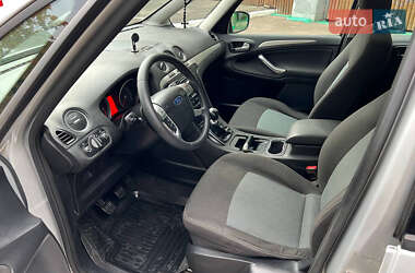 Минивэн Ford Galaxy 2013 в 