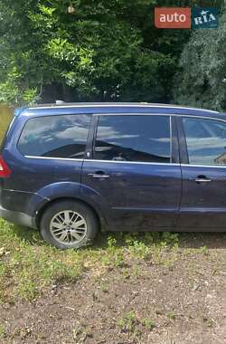 Мінівен Ford Galaxy 2006 в Чернігові