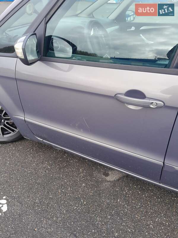 Минивэн Ford Galaxy 2013 в Киеве