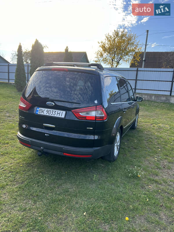 Мінівен Ford Galaxy 2010 в Сарнах