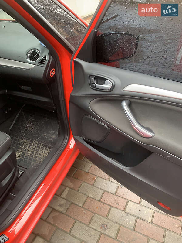 Мінівен Ford Galaxy 2014 в Тернополі