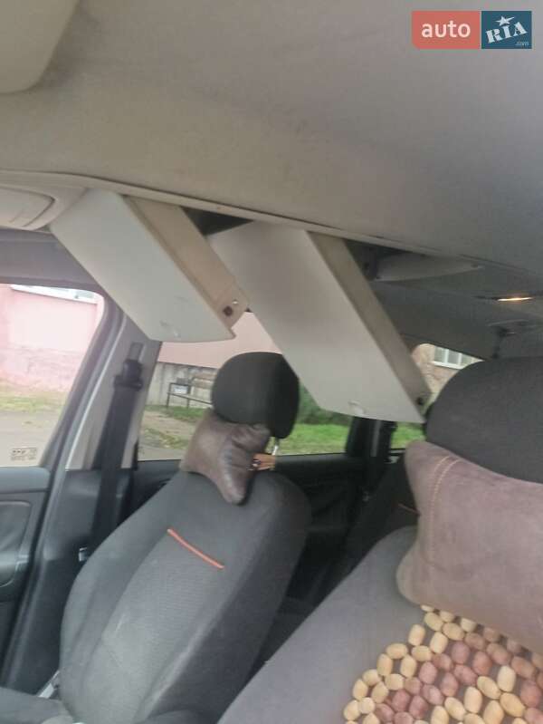Мінівен Ford Galaxy 2007 в Луцьку