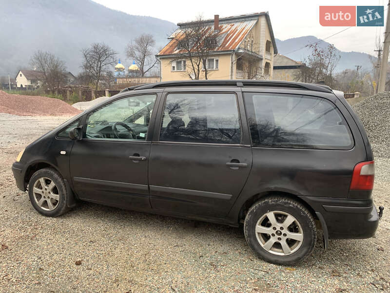 Мінівен Ford Galaxy 2002 в Рахові