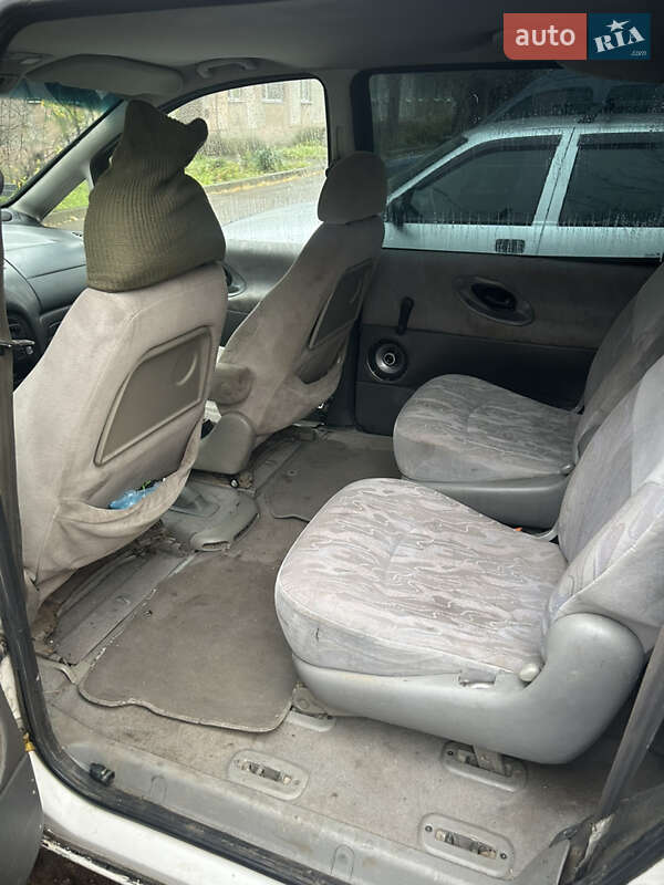 Мінівен Ford Galaxy 1996 в Павлограді