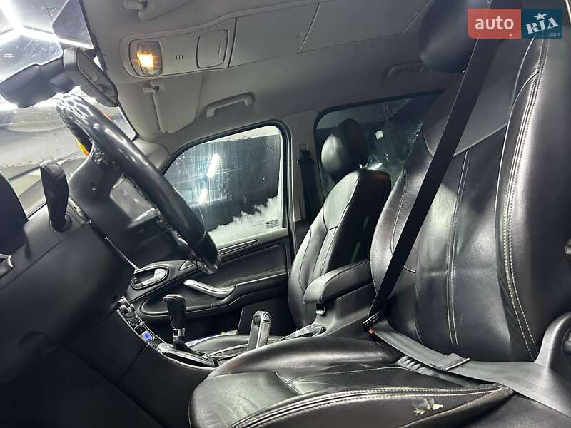 Минивэн Ford Galaxy 2014 в Черновцах