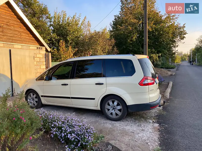 Ford Galaxy