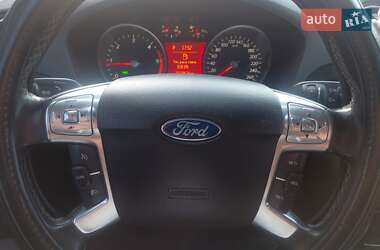Мінівен Ford Galaxy 2011 в Іршаві