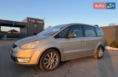 Минивэн Ford Galaxy 2008 в Черновцах