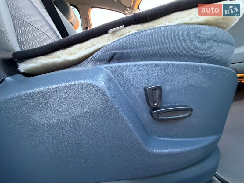 Минивэн Ford Galaxy 2008 в Черновцах