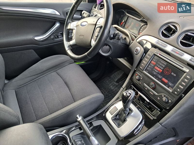 Минивэн Ford Galaxy 2013 в Киеве