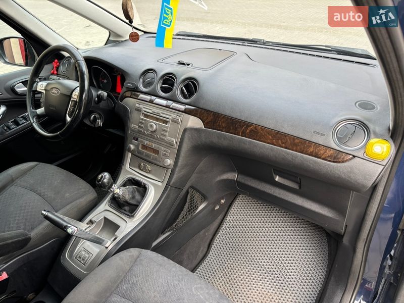 Мінівен Ford Galaxy 2008 в Володимирі