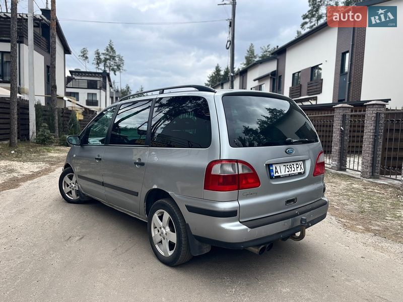 Мінівен Ford Galaxy 2002 в Києві