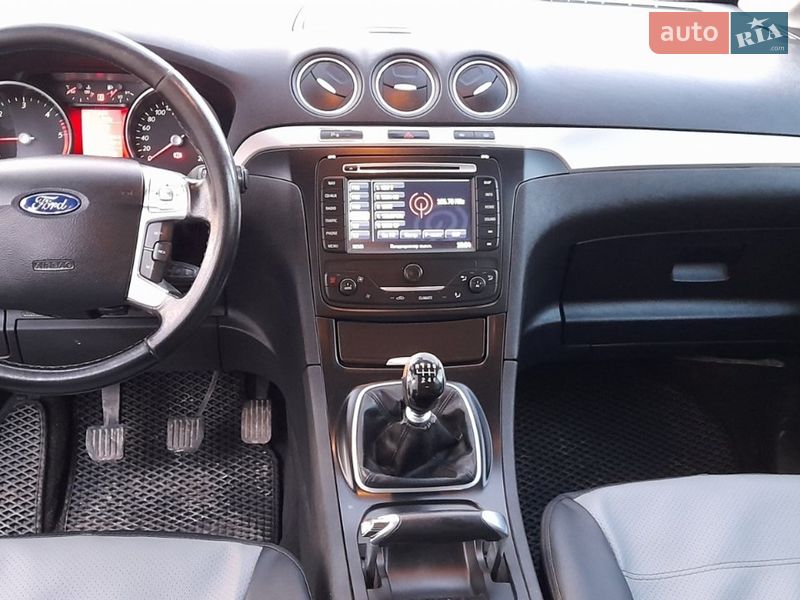 Мінівен Ford Galaxy 2012 в Тростянці