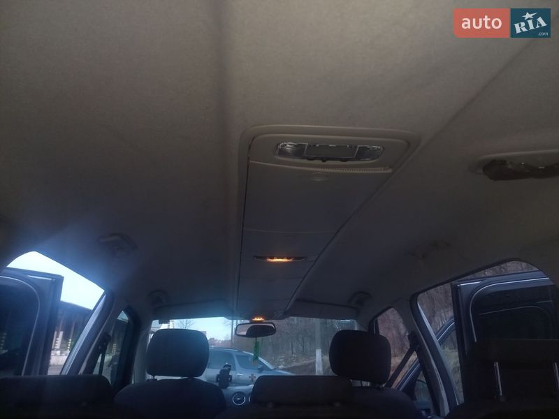 Минивэн Ford Galaxy 2007 в Выгоде