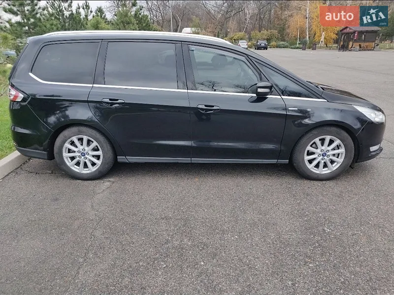 Ford Galaxy 2015 VIN WF0KXXWPCKFS20975 фото оголошення 2 з 54