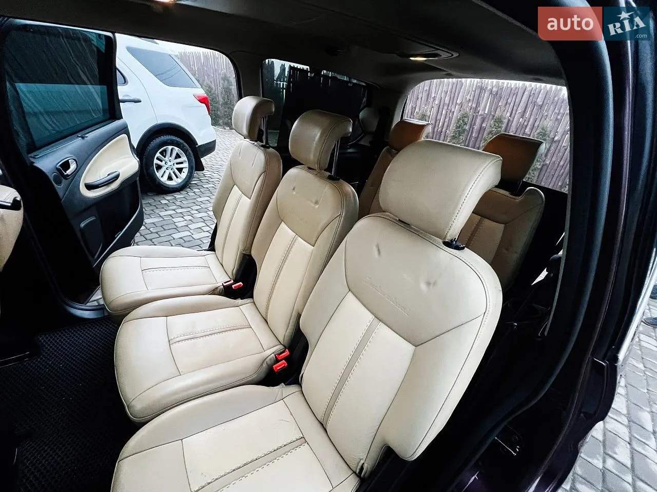 2010 Ford Galaxy - мініатюра 13
