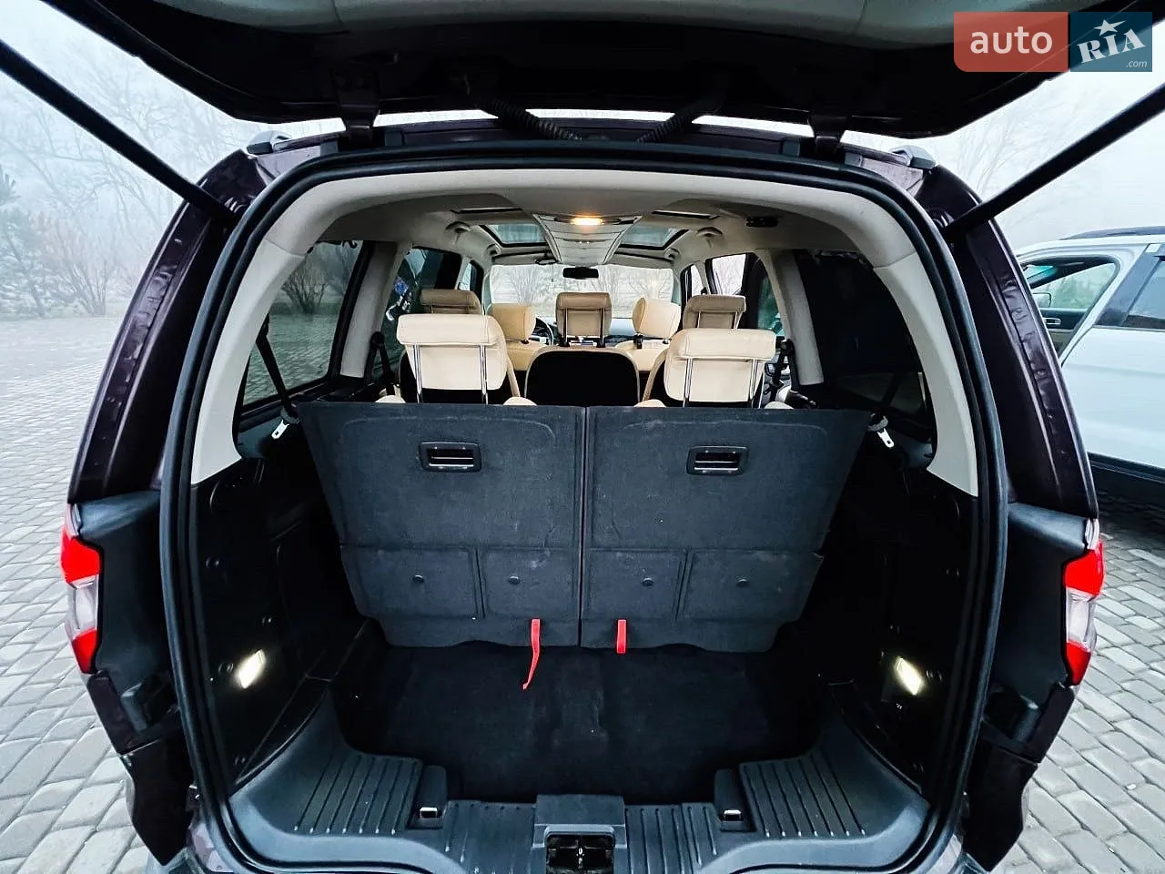 2010 Ford Galaxy - мініатюра 16