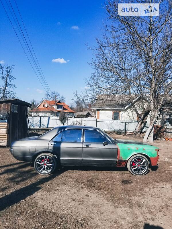 Седан Ford Granada 1976 в Коломые