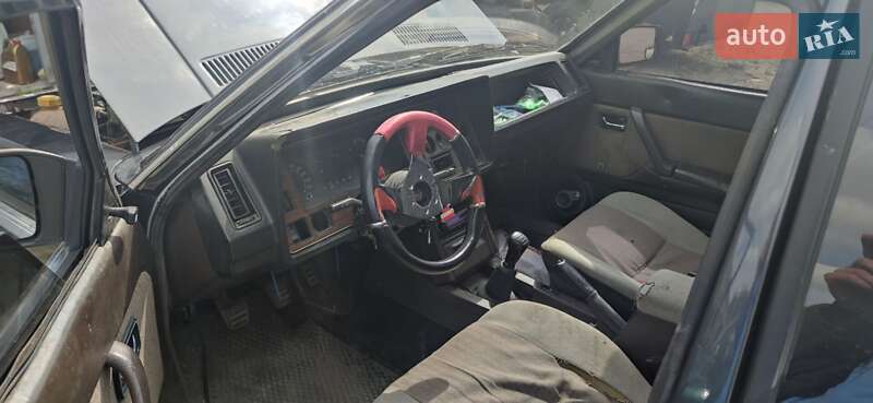 Седан Ford Granada 1983 в Тернополе