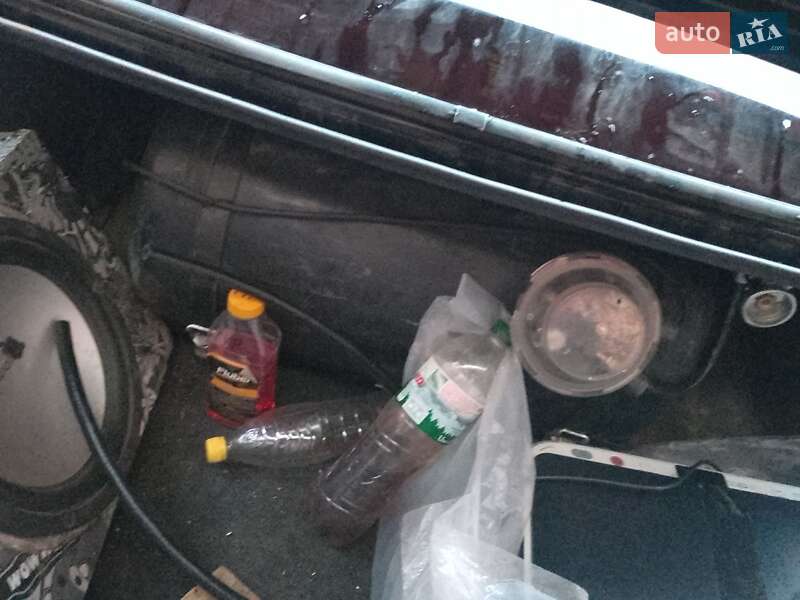 Седан Ford Granada 1981 в Жашківу