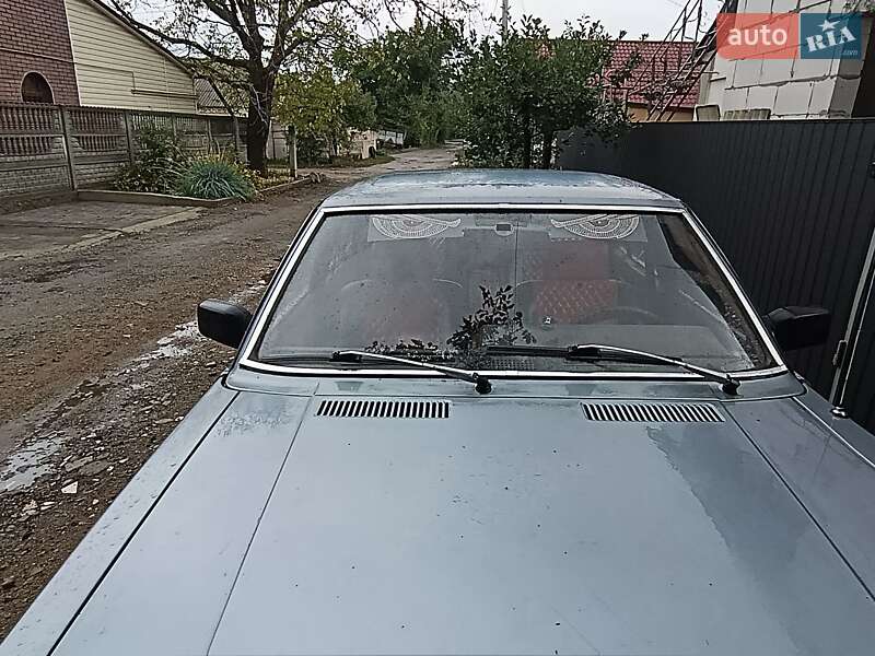 Седан Ford Granada 1984 в Умани