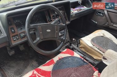 Седан Ford Granada 1982 в Каменец-Подольском