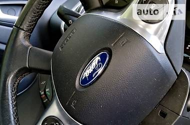 Минивэн Ford Grand C-Max 2010 в 