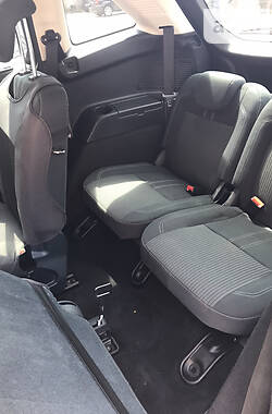 Минивэн Ford Grand C-Max 2016 в 