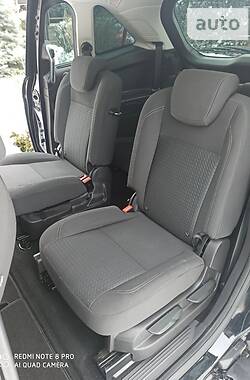 Минивэн Ford Grand C-Max 2016 в 