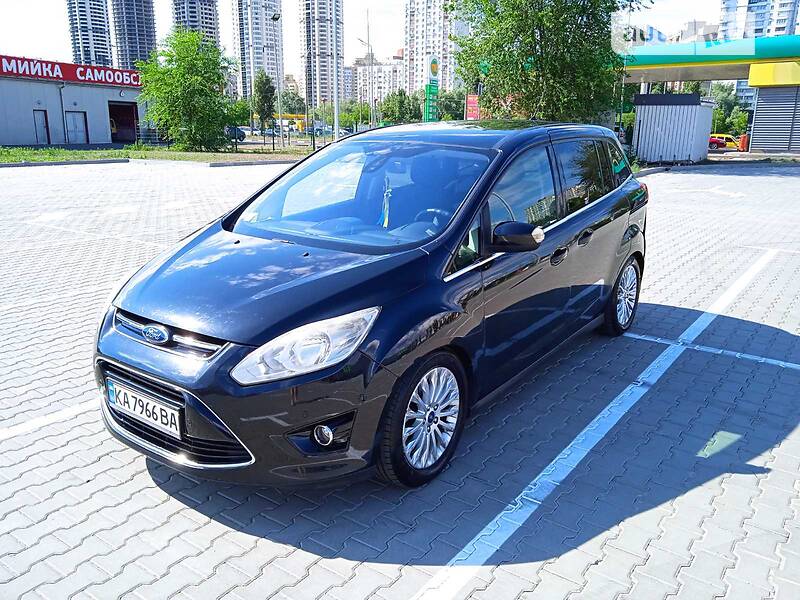 Минивэн Ford Grand C-Max 2011 в Киеве