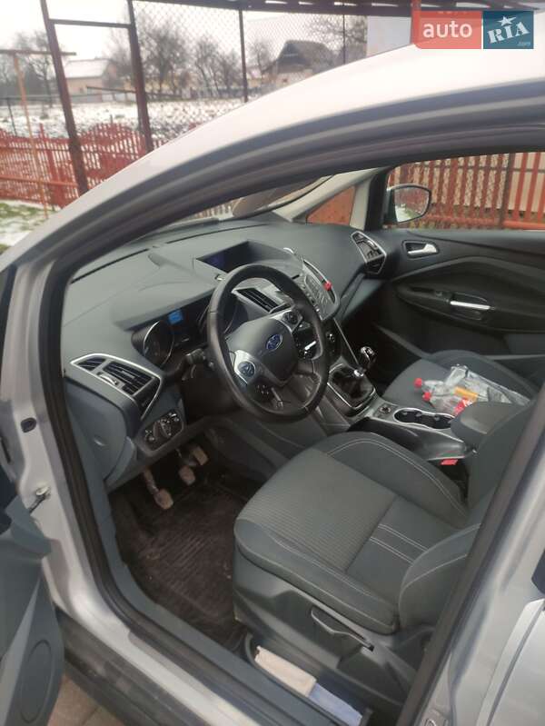 Минивэн Ford Grand C-Max 2012 в Калуше