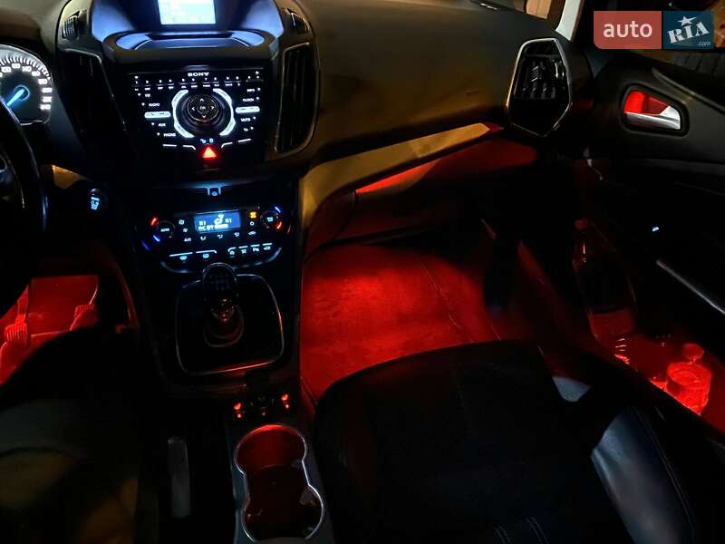 Мінівен Ford Grand C-Max 2015 в Кам'янському