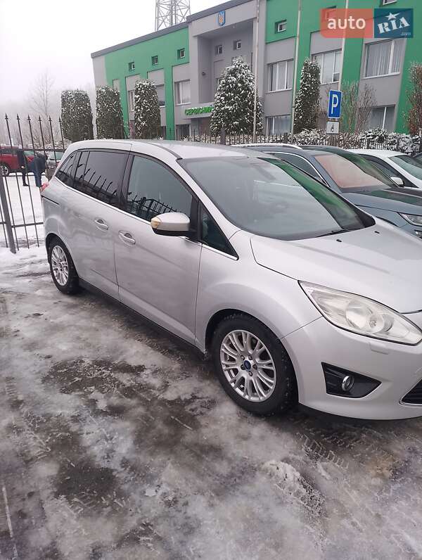 Минивэн Ford Grand C-Max 2011 в Умани