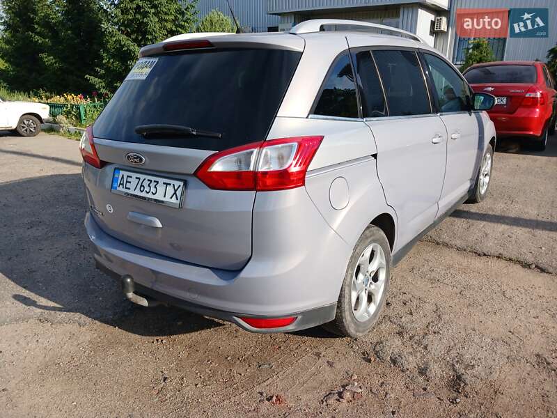 Мінівен Ford Grand C-Max 2010 в Дніпрі