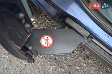 Минивэн Ford Grand C-Max 2011 в 