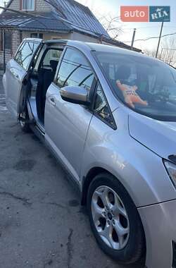 Минивэн Ford Grand C-Max 2012 в 