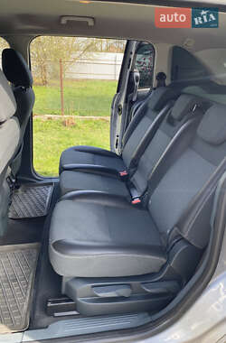 Мінівен Ford Grand C-Max 2012 в 