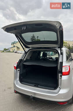 Минивэн Ford Grand C-Max 2011 в 