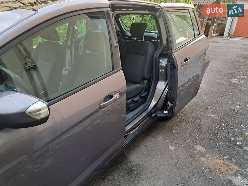 Мінівен Ford Grand C-Max 2012 в Луцьку
