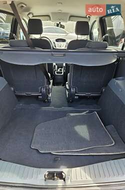 Минивэн Ford Grand C-Max 2012 в 