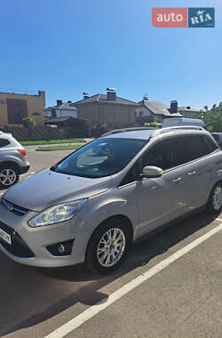 Минивэн Ford Grand C-Max 2012 в 