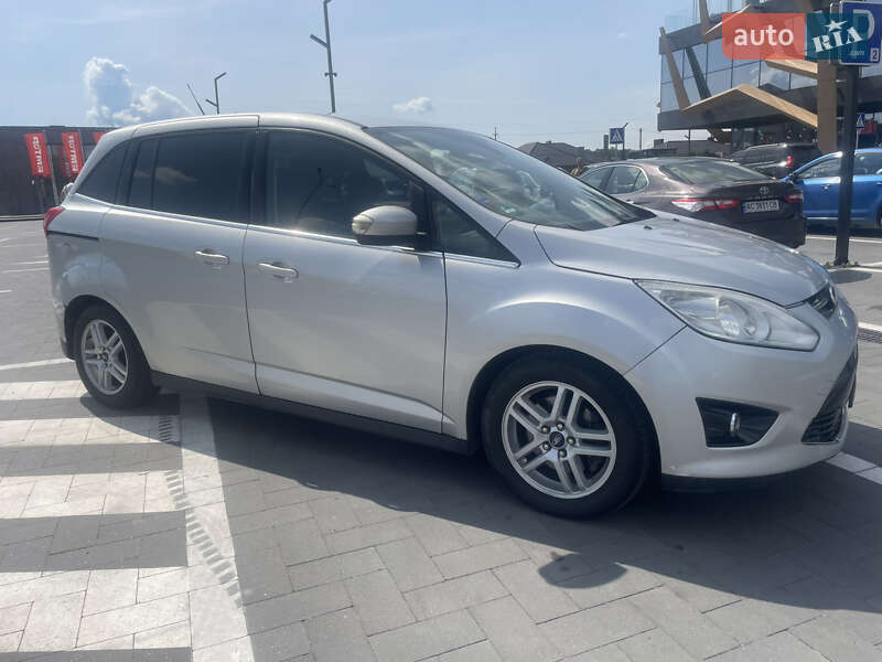 Минивэн Ford Grand C-Max 2013 в 