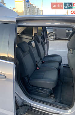 Минивэн Ford Grand C-Max 2010 в 