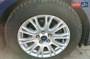 Минивэн Ford Grand C-Max 2013 в 