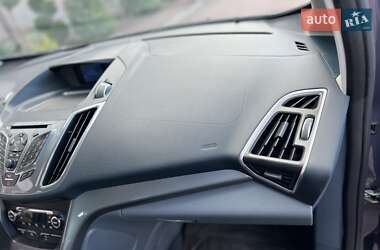 Минивэн Ford Grand C-Max 2013 в 