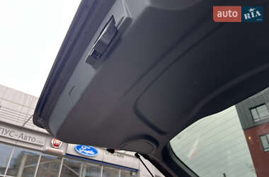 Минивэн Ford Grand C-Max 2012 в 