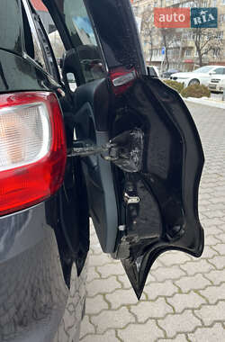 Минивэн Ford Grand C-Max 2012 в 