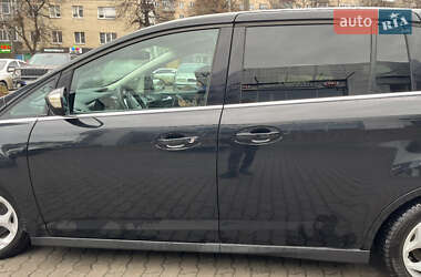 Минивэн Ford Grand C-Max 2012 в 
